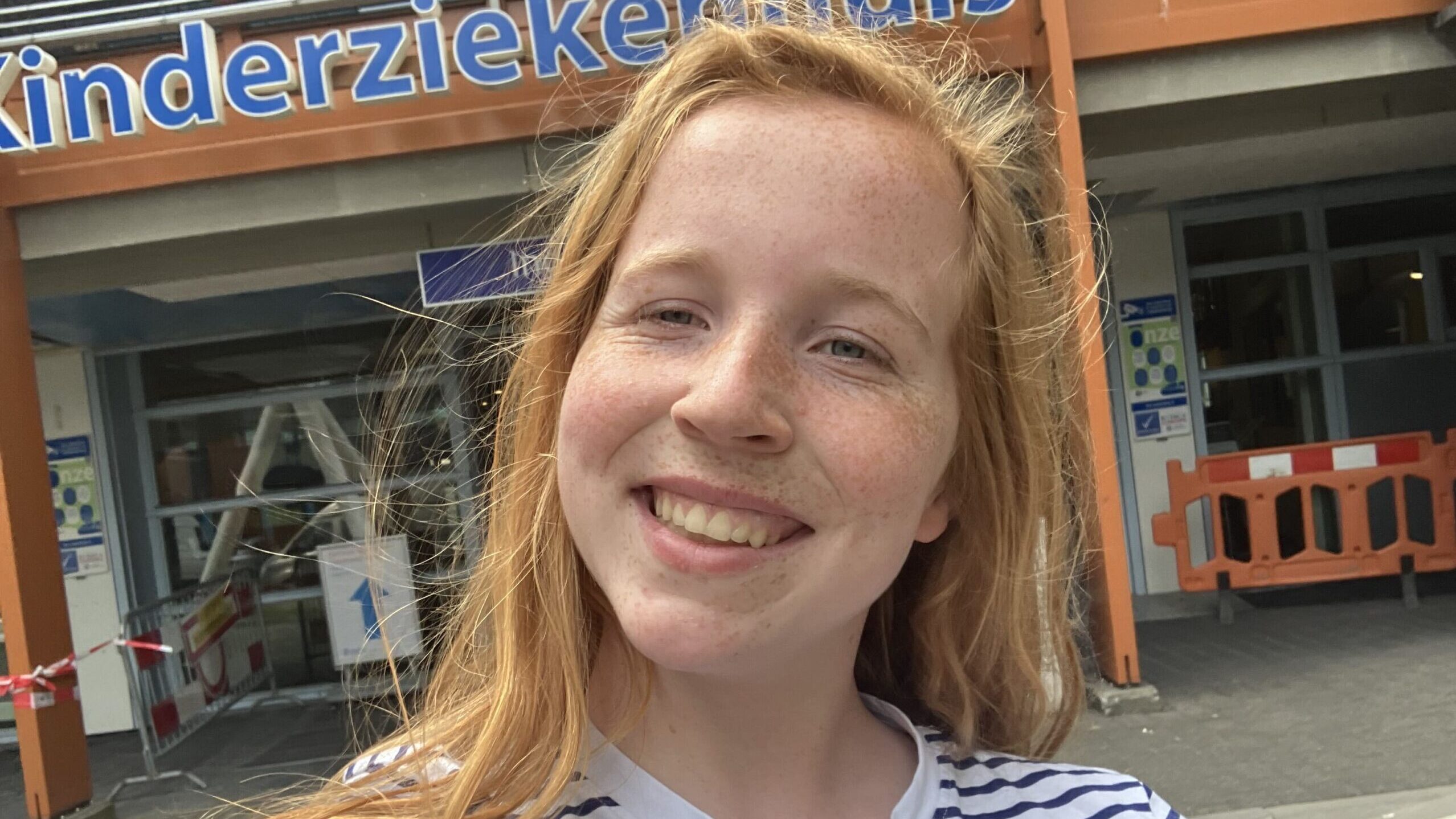 Een lachende JongPIT'er Merel
